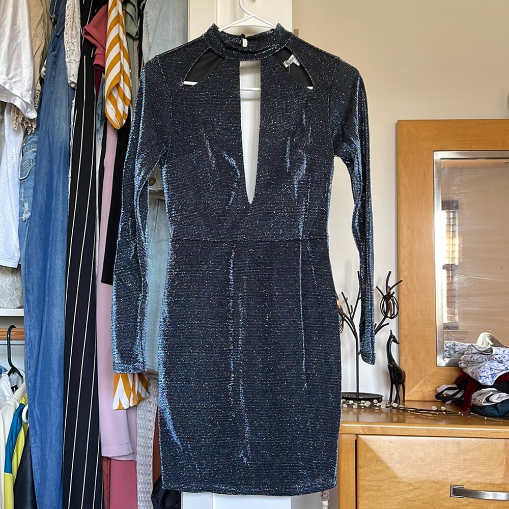 Brand new long sleeve blue and black shimmery dress!